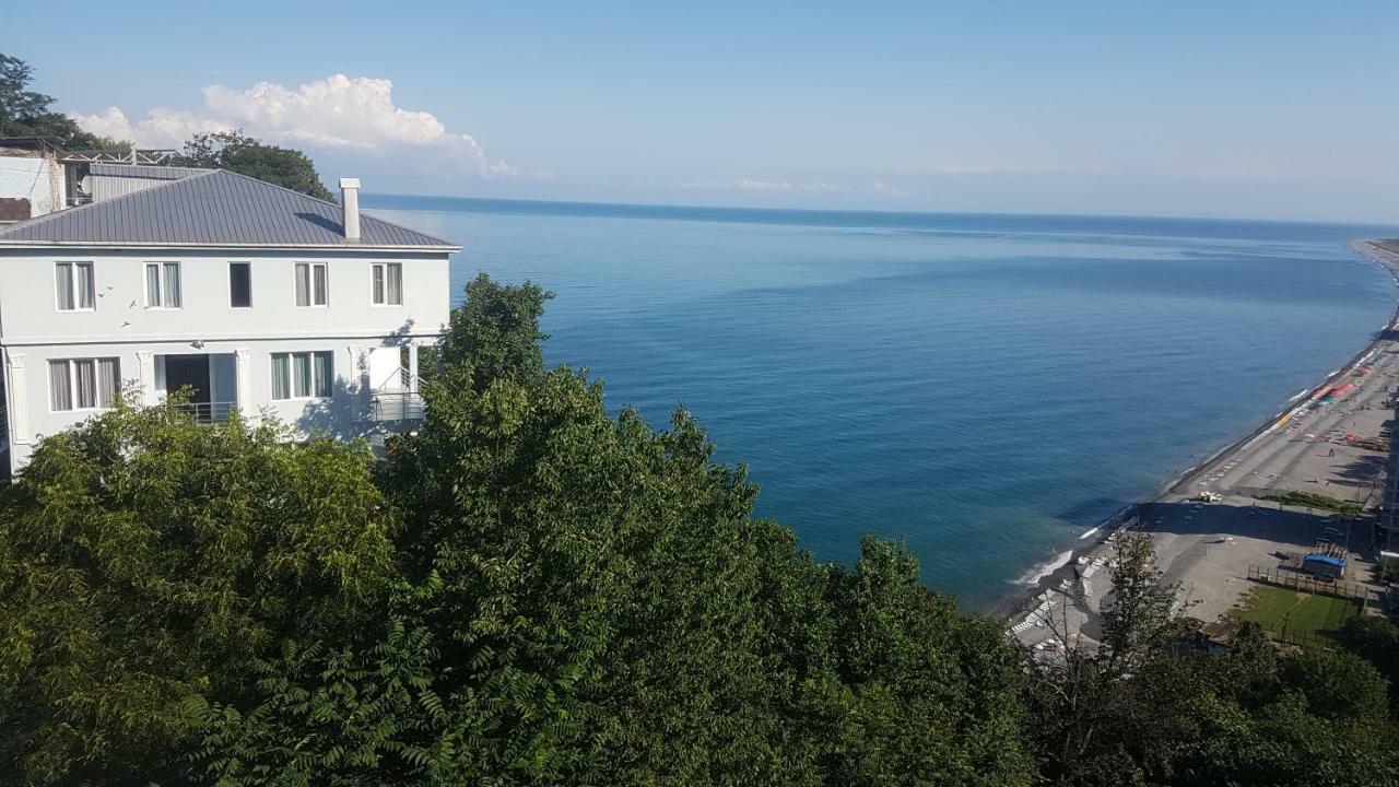 Calypso Kvariati Inn Exterior photo